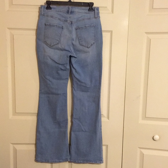 Old Navy women’s high rise flare jeans size 8 - Picture 2 of 4